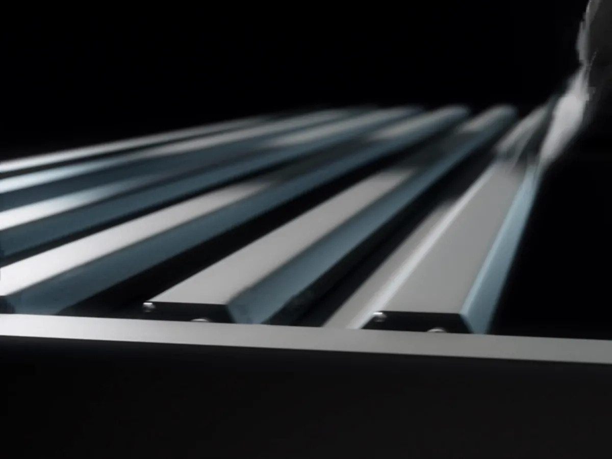 Louvres that adapt